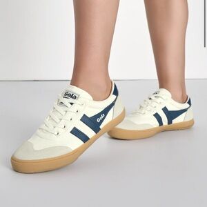 Gola Badminton Sneakers NWOT Sz 36 / 5